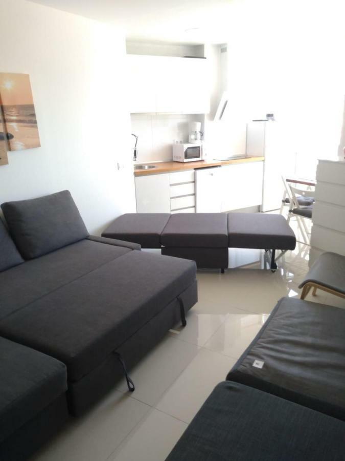 Estudio Maite Apartment เบนัลมาเดนา ภายนอก รูปภาพ